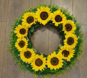 Open wreath of Sunflowers